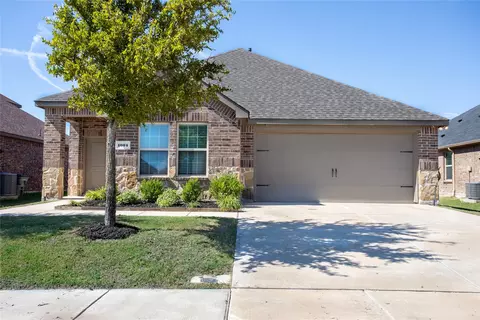 1004 Longhorn Ln, Princeton, TX 75407