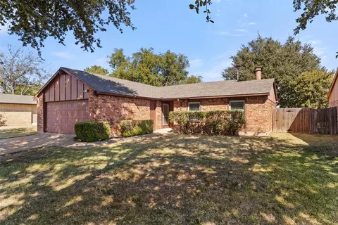 4037 Engleman St, Fort Worth, TX 76137