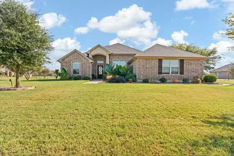 8901 Hillview Dr, Godley, TX 76044
