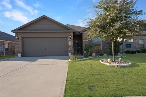 180 Kennedy Dr, Venus, TX 76084