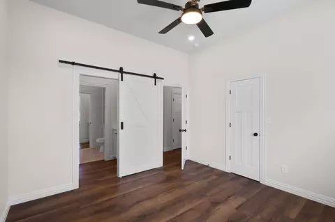 Bedroom - 109 Post Oak Cv, Sunset, TX 76270 photo 1 of 2