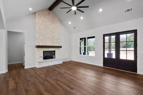 Living - 109 Post Oak Cv, Sunset, TX 76270 photo 1 of 3