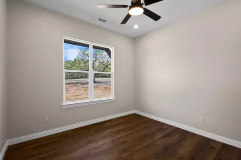 Bedroom - 109 Post Oak Cv, Sunset, TX 76270 photo 2 of 2