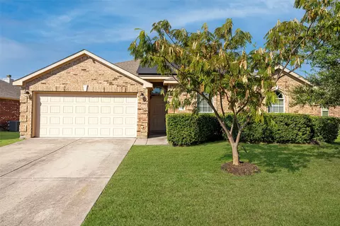 324 Meadow Ridge Dr, Anna, TX 75409