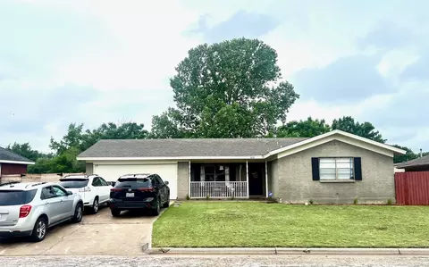 1610 Smith Dr, Abilene, TX 79601