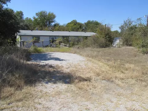 3610 Stonebridge Dr, Weatherford, TX 76085