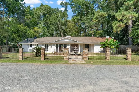 624 Sherwood Rd, Shreveport, LA 71106