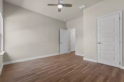 Bedroom - 1011 Maloma Ct, Tool, TX 75143 photo 2 of 2