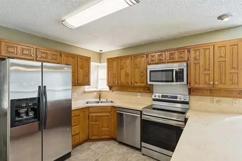 Kitchen - 904 Rusk Dr, Euless, TX 76039 photo 1 of 4