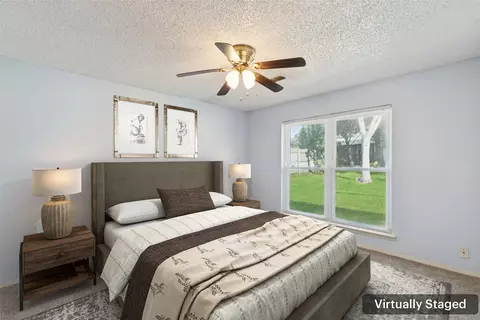 Bedroom - 904 Rusk Dr, Euless, TX 76039 photo 2 of 9