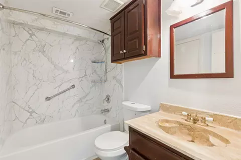 Bath - 904 Rusk Dr, Euless, TX 76039 photo 2 of 3