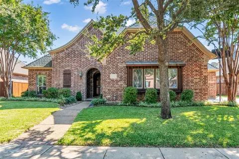 8316 Westwind Ln, North Richland Hills, TX 76182