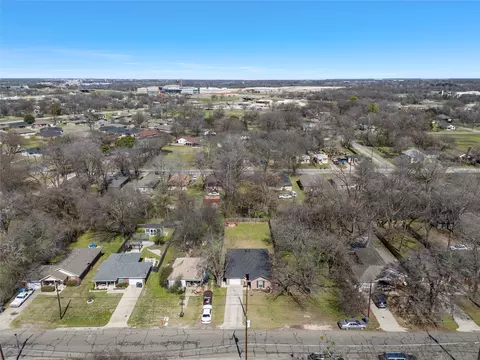 View/Area - 1206 Spring St, Waco, TX 76704 photo 1 of 7