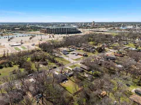 View/Area - 1206 Spring St, Waco, TX 76704 photo 5 of 7
