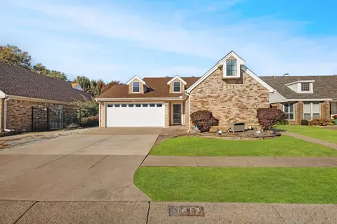 1417 Autumn Chase Sq, Bedford, TX 76022