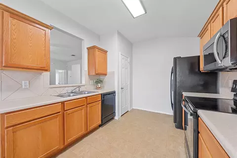 Kitchen - 10120 Salem Way, Waco, TX 76708 photo 2 of 2