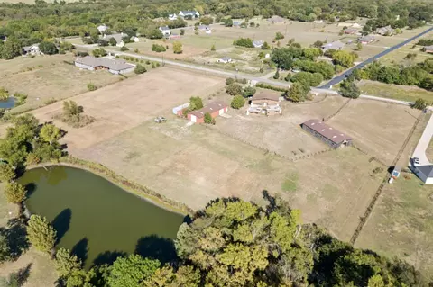 600 Long Rd, Lucas, TX 75002 photo 2