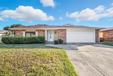 4024 Engleman St, Fort Worth, TX 76137