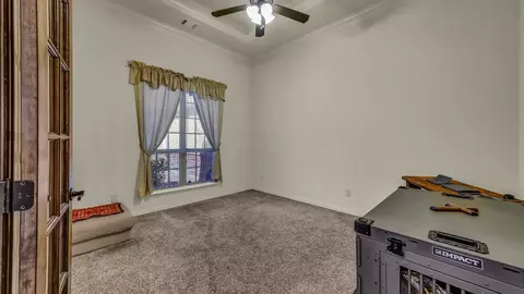 Bedroom - 136 Spring Meadow Dr, Springtown, TX 76082 photo 4 of 10