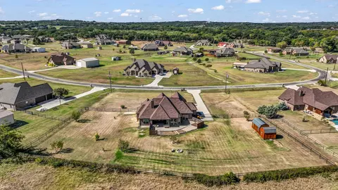 View/Area - 136 Spring Meadow Dr, Springtown, TX 76082 photo 1 of 2