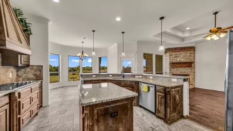 Kitchen - 136 Spring Meadow Dr, Springtown, TX 76082 photo 1 of 7