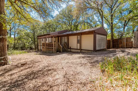 513 Mulberry Dr, Bartonville, TX 76226