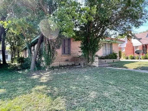2304 Herring Ave, Waco, TX 76708 photo 2