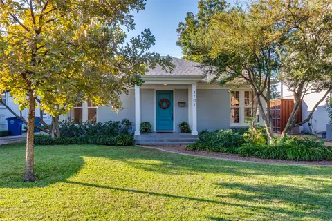 4704 W Amherst Ave, Dallas, TX 75209
