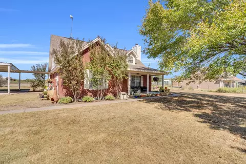 270 Brindley Rd, Maypearl, TX 76064