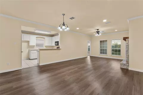 Living - 3005 Pinto Loop, Robinson, TX 76706 photo 1 of 8