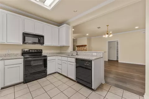 Kitchen - 3005 Pinto Loop, Robinson, TX 76706 photo 2 of 3