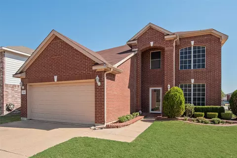 7707 Tin Cup Dr, Arlington, TX 76001