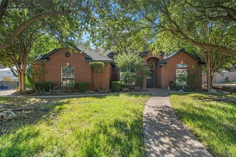 1404 Fort Collins Dr, Waco, TX 76712