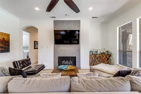 Living - 9155 Calvert Rd, Lantana, TX 76226 photo 4 of 4