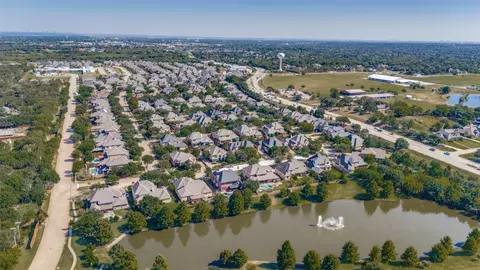 View/Area - 9155 Calvert Rd, Lantana, TX 76226 photo 4 of 5