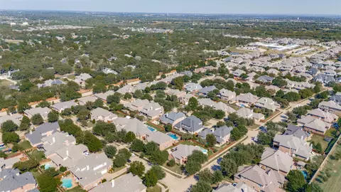 View/Area - 9155 Calvert Rd, Lantana, TX 76226 photo 3 of 5
