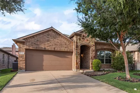 2945 Saddle Creek Dr, Fort Worth, TX 76177
