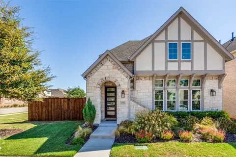 17152 Lacebark Ln, Dallas, TX 75252