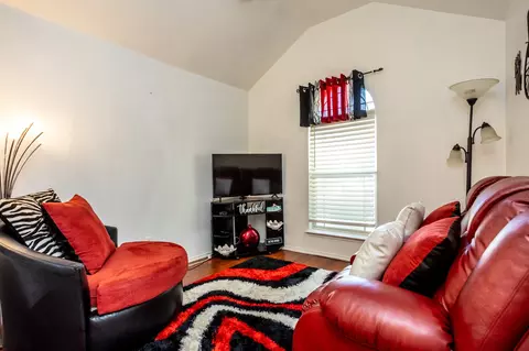 Living - 928 Trinity Dr, Lancaster, TX 75146 photo 6 of 6
