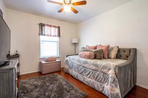 Bedroom - 928 Trinity Dr, Lancaster, TX 75146 photo 1 of 4