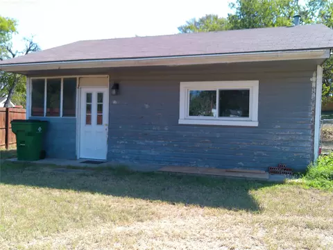 2264 Fritz Allen St, Sansom Park, TX 76114