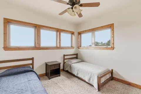 Bedroom - 735 Gresham Ln, Jacksboro, TX 76458 photo 4 of 4