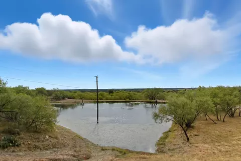 View/Area - 735 Gresham Ln, Jacksboro, TX 76458 photo 4 of 8