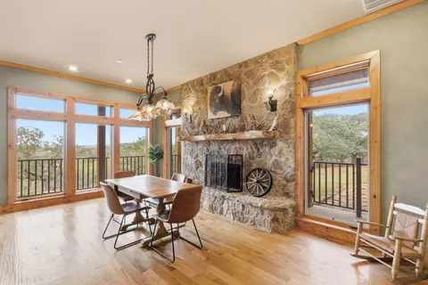 Dining - 735 Gresham Ln, Jacksboro, TX 76458 photo 1 of 1