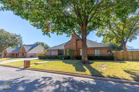 2509 Meadow Lake Dr, Abilene, TX 79606