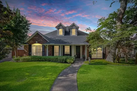 2845 Manorwood Trl, Fort Worth, TX 76109