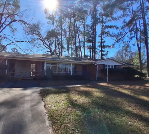 106 Candy Dr, Pittsburg, TX 75686