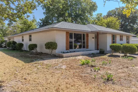 3002 Tanglewood Dr, Commerce, TX 75428 photo 6