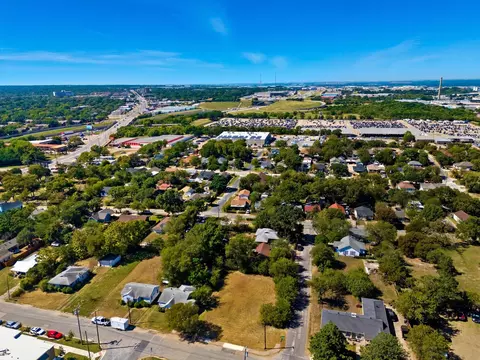 1707 N Montclair Ave, Dallas, TX 75208