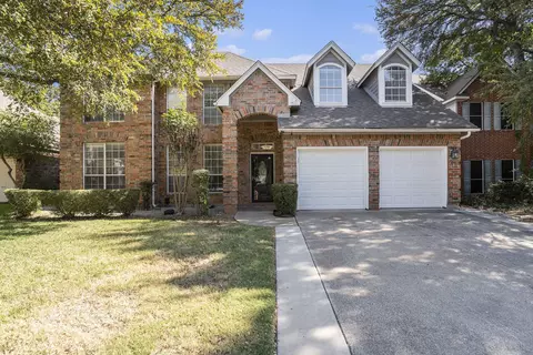 6119 Fox Hunt Dr, Arlington, TX 76001